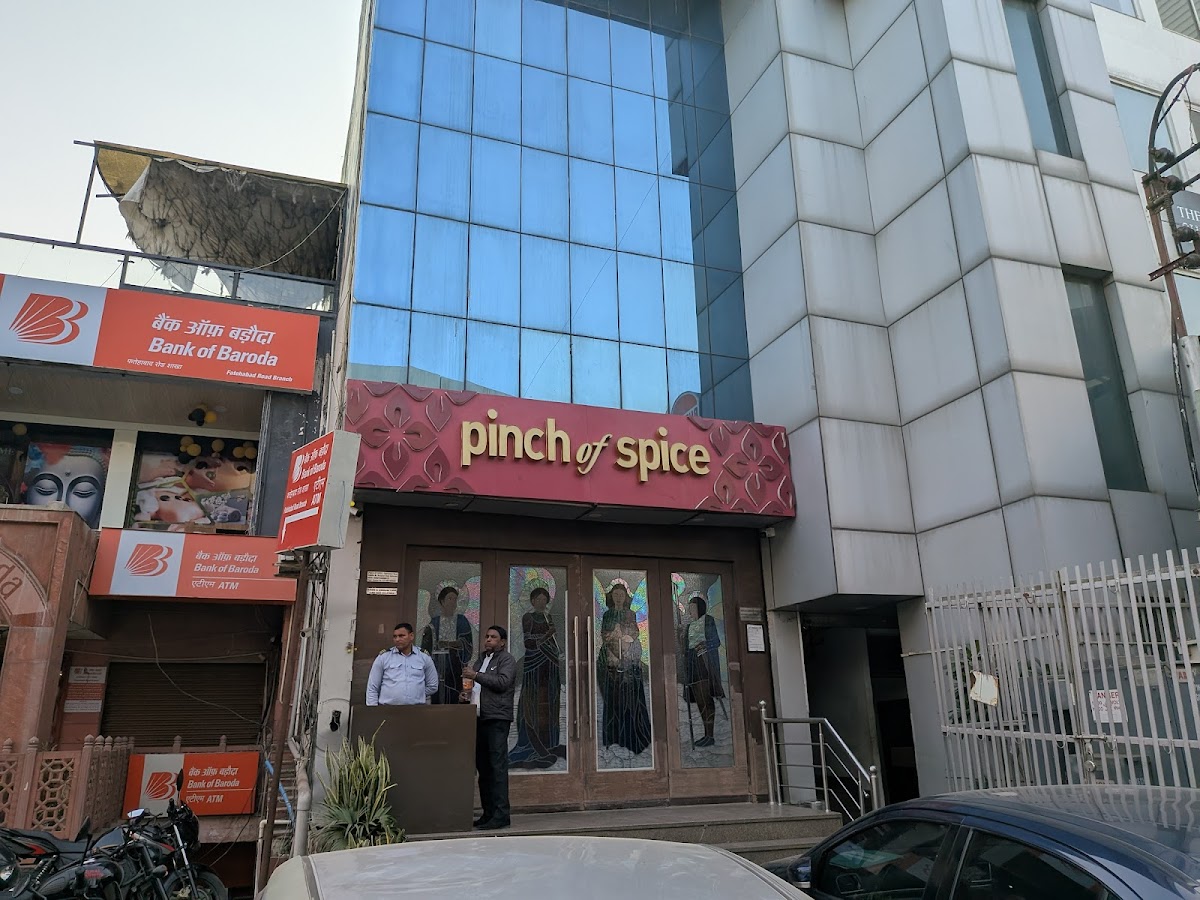 Pinch of Spice — photo 3